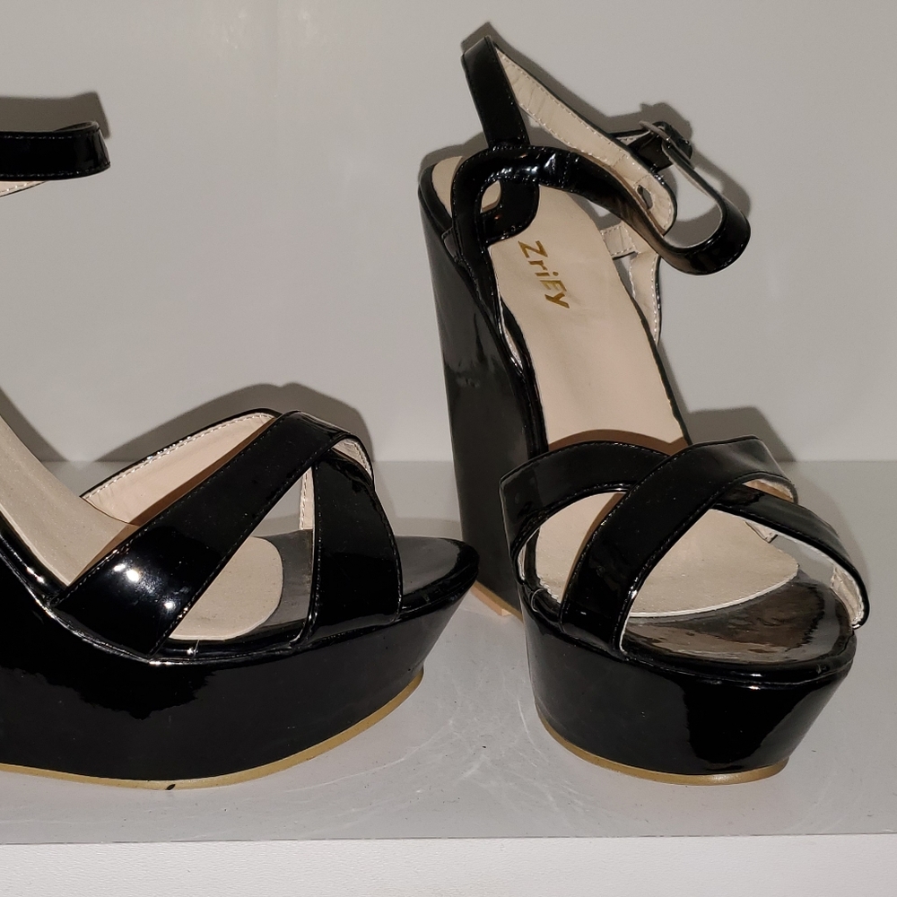 Wedge patent sandals